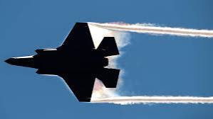 الطيران الحربي المعادي يخرق جدار الصوت فوق جبل لبنان وكسروان