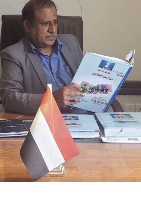 مقارنة بين حكومة صنعاء وحكومة الفنادق