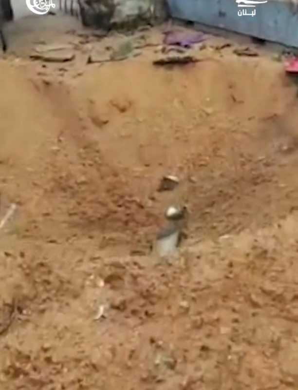 هذا هو شكل المبنى الذي تعرض لضربة مباشرة في رمات غان الليلة الماضية