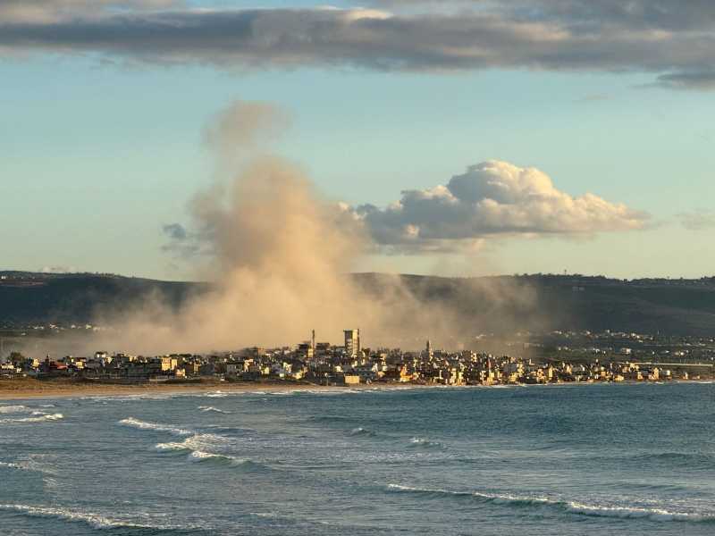العدو الصهيوني يصب جام توحشه واجرامه على لبنان هذا اليوم والليلة التي من المفترض اعلان وقف اطلاق الن