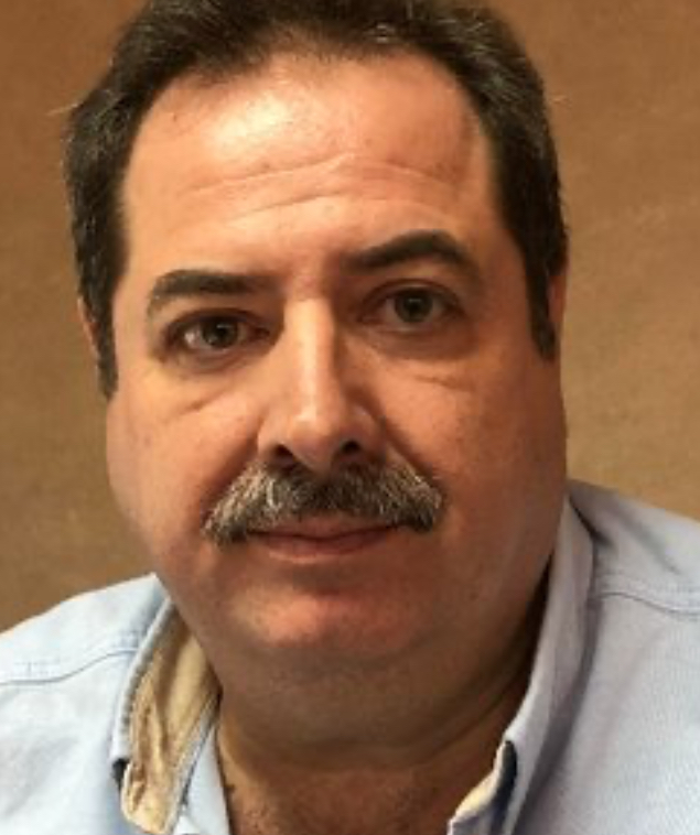 رئيس مجلة الاعمار والاقتصاد الخبير الاقتصادي والمالي الدكتور حسن مقلد