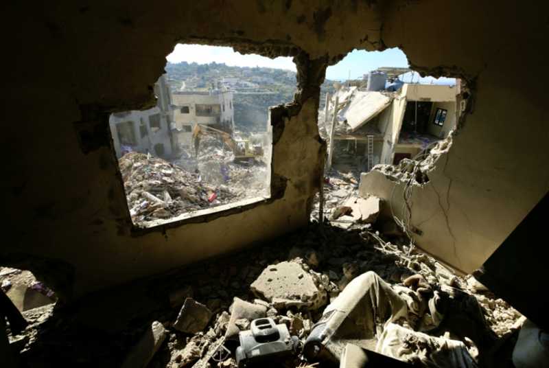  عاجـل  جيش العدو الإسرائيلي   تم رصد نشاط عسكري في منشأة تابعة لحزب الله تحتوي على صواريخ متوسطة ال