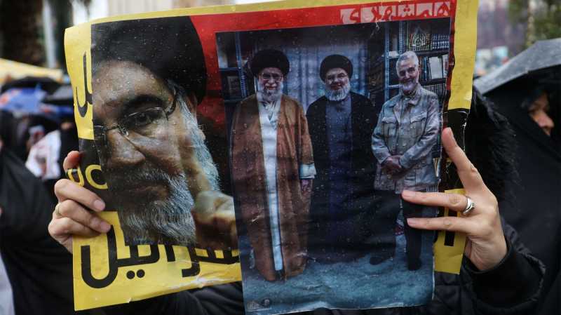 من الصحافة الصهيونية هل تجد إيران استراتيجية جديدة لاستعادة مكانتها في الشرق الأوسط؟