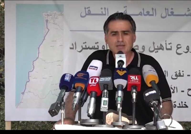 وزير الأشغال العامة والنقل علي حمية يطلق ورشة الأشغال لتأهيل وصيانة الطريق البحري من المدينة الرياضي