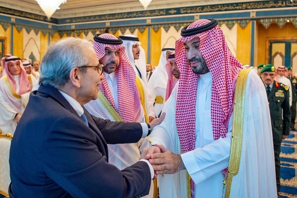 "حفاوة" سعودية لافتة بنواف سلام... أيّ "رسائل" خلفها؟!