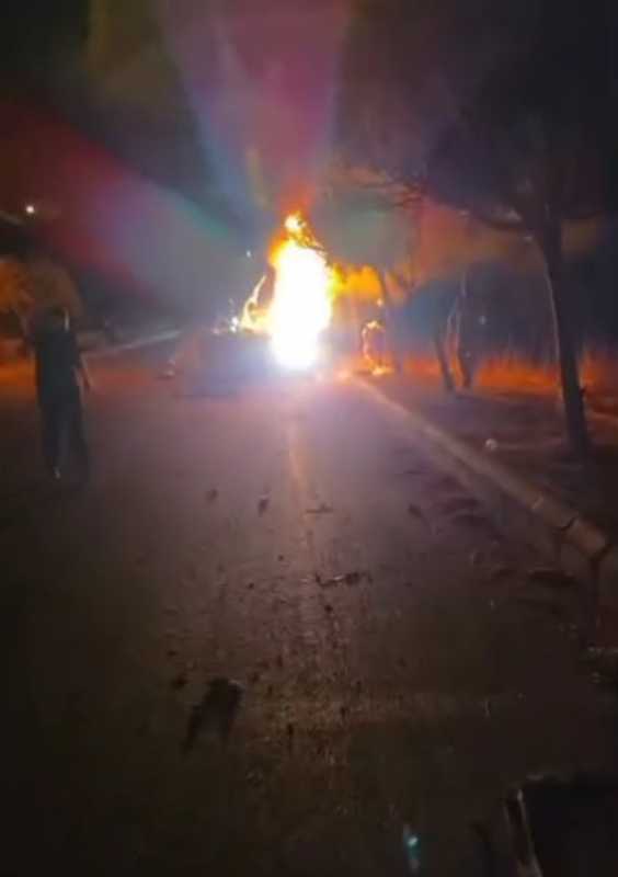 العدو الصهيوني الارهابي المجرم يرتكب مجزرة في كفر رمان استشهاد أربعة أفراد في اعتداء على سيارة مدنية