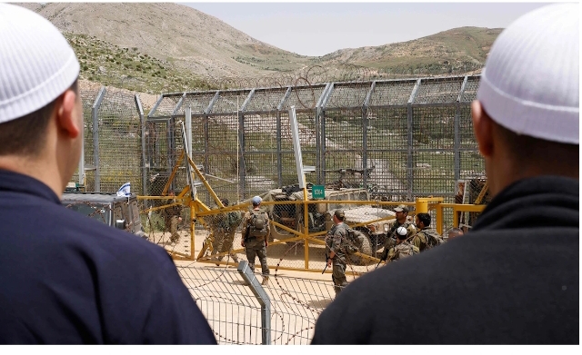 إعلام عبري مسؤولون إسرائيليون في سوريا لبحث «احتياجات الطائفة الدرزية»