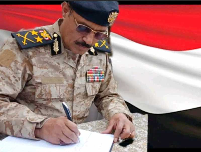 لله ثم للرئيس .. بقلم الفريق سلطان السامعي