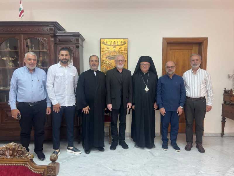 قام وفد يضم عضو مجلس بلدية بيروت المهندس عماد فقيه،  والحاج عبد الرحيم حوماني