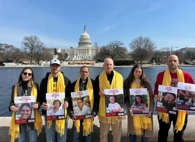 الاسرى الاسرائيليون المفرج عنهم من غزة في واشنطن