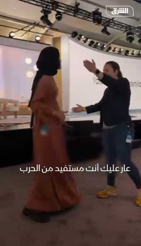 إبتهال أبو السعد، شابة مغربية، خرّيجة جامعة هارفارد، وتعمل مبرمجة في شركة مايكروسوفت..