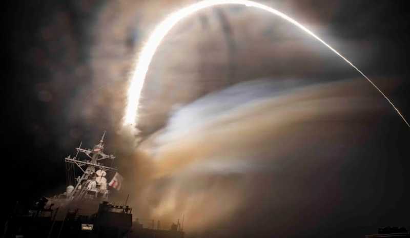 تقرير هكذا هزّ اليمنيون الأسطول البحري الأميركي وأحدثوا تحولاً في الحرب البحرية عالم