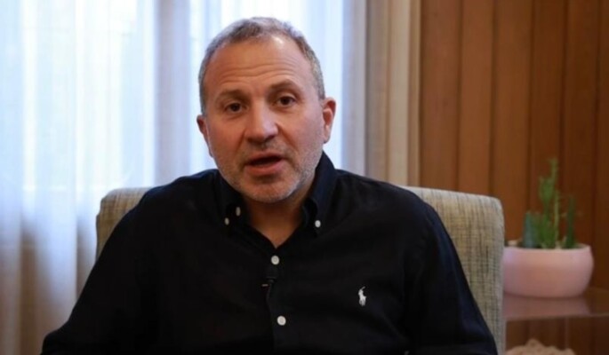 باسيل في رسالة الى البابا سنعود نحن المسيحيِّين اللبنانيِّين صانعي السلام باسيل في رسالة الى البابا سنعود نحن المسيحيِّين اللبنانيِّين صانعي السلام