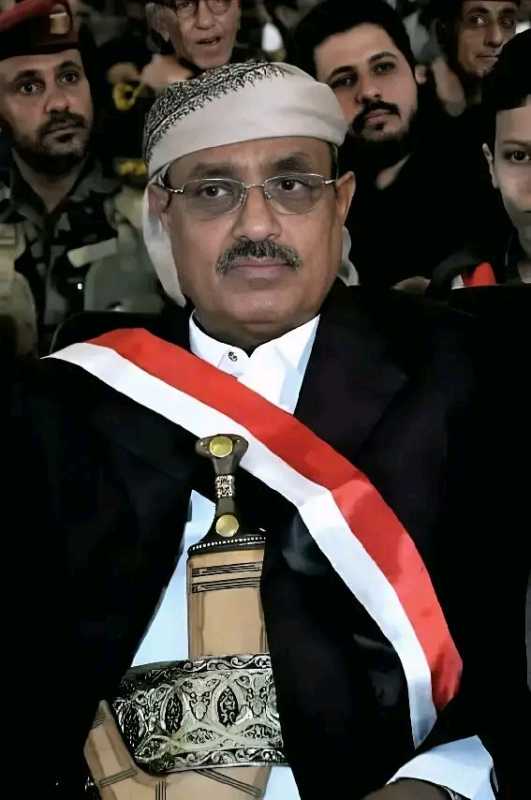 الفريق السامعي يُحذّر القصف لن يكسر إرادة اليمنيين...ويدعو إلى مصالحة وطنية