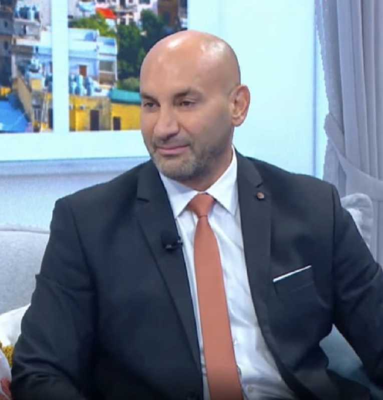 المحامي اشرف الموسوي يتصدى لابراهيم الصقر قصر عدل زحلة