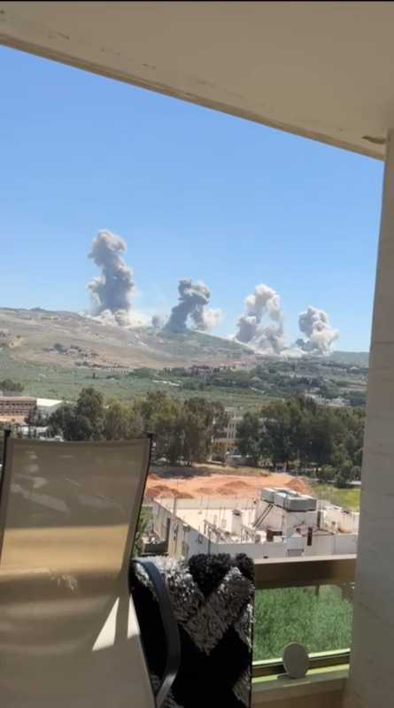 العدو الإسرائيلي يقصف بسلسلة من الغارات يعتدي فيها على قضاء النبطية في جنوب لبنان