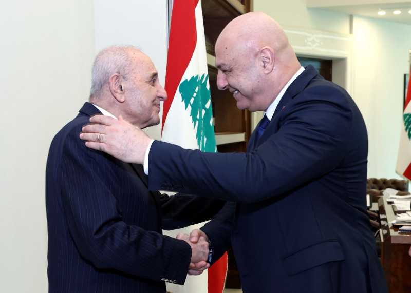 بري من بعبدا «كل شي منيح»  و قائد الجيش من عين التينة «دائماً» مرتاح