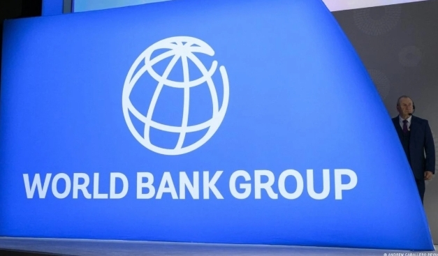 وفد من «البنك الدولي» يلتقي الرؤساء الثلاثة