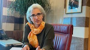 كرامي تقرّ بتفكّك القطاع التربوي هل تكتفي بالتوصيف أم تواجه أوكار الفساد؟ كرامي تقرّ بتفكّك القطاع التربوي هل تكتفي بالتوصيف أم تواجه أوكار الفساد؟