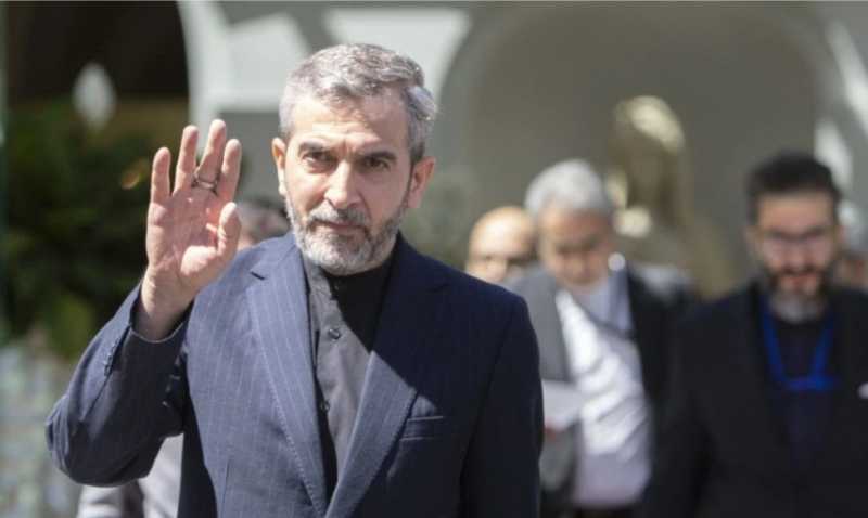 باقري كني محاولات نزع سلاح حزب الله لن تنجح... ولن نتهاون مع قضية زنغزور