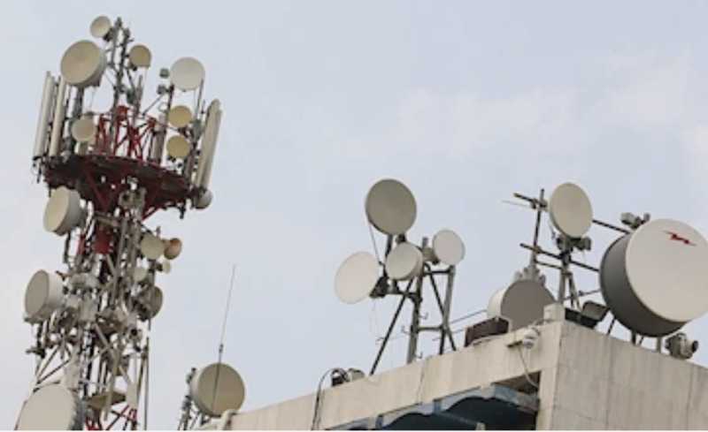 خصخصة مُقنّعة وعودة إلى زمن الهدر وزير الاتصالات يستعجل تدمير القطاع خصخصة مُقنّعة وعودة إلى زمن الهدر وزير الاتصالات يستعجل تدمير القطاع