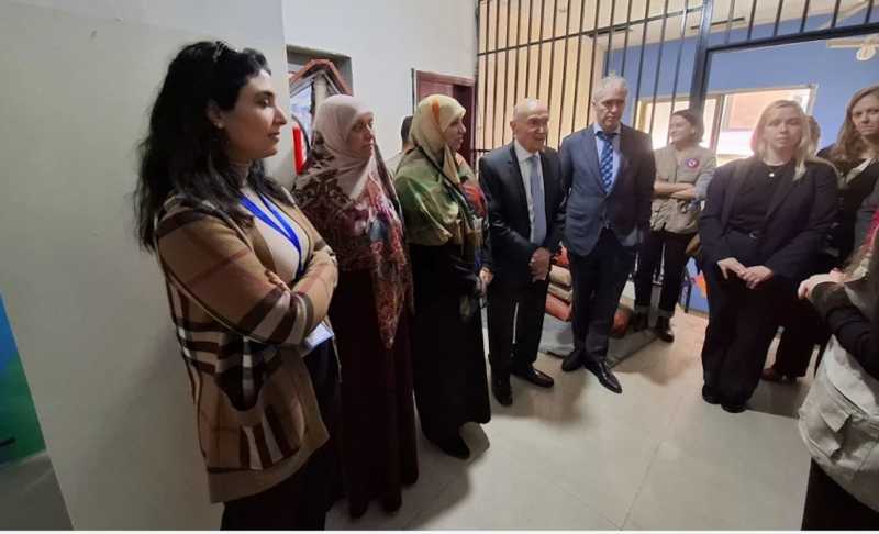 وفد بلجيكي يزور «عامل» التزمت بمهامها في أصعب الظروف وفد بلجيكي يزور «عامل» التزمت بمهامها في أصعب الظروف