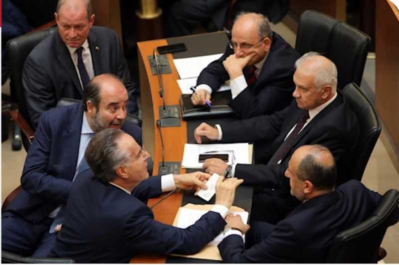 القوات» تعطّل أموال الإعمار