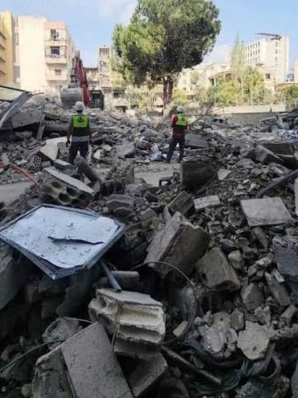 وزارة الخارجية والمغتربين اليمنيةمجلس الأمن يتباكى على موظفي الأمم المتحدة فيما لم يحرك ساكنا إزاء ج