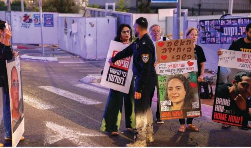 مفاوضات الدوحة عالقة المقاومة للعدو الانسحاب والمساعدات... ثم الأسرى مفاوضات الدوحة عالقة المقاومة للعدو الانسحاب والمساعدات... ثم الأسرى