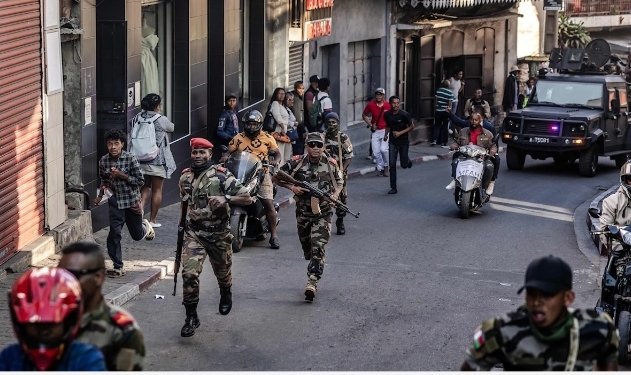 الجيش يتولّى الحكم في مدغشقر بعد عزل الرئيس