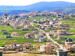 قوة مؤللة صهيونية تتقدم من بلدة يارون