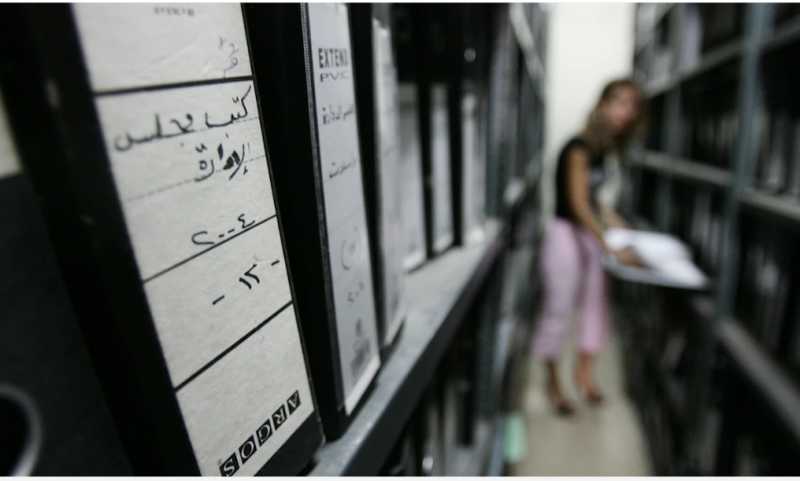 مشروع «الخدمة المدنية» الزيادات على الرواتب تبدأ في 2027 وتنتهي في 2030 إشراف خارجي يدمّر نظام الت مشروع «الخدمة المدنية» الزيادات على الرواتب تبدأ في 2027 وتنتهي في 2030 إشراف خارجي يدمّر نظام الت