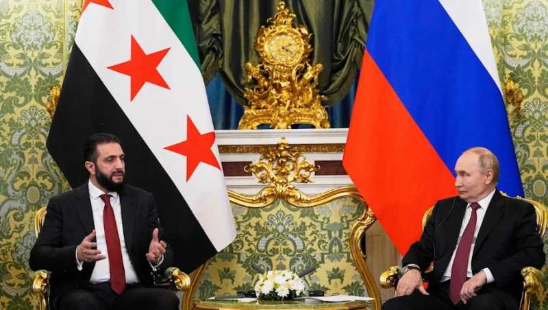 النفط وإعادة الإعمار... محور اجتماع بوتين والشرع في موسكو النفط وإعادة الإعمار... محور اجتماع بوتين والشرع في موسكو