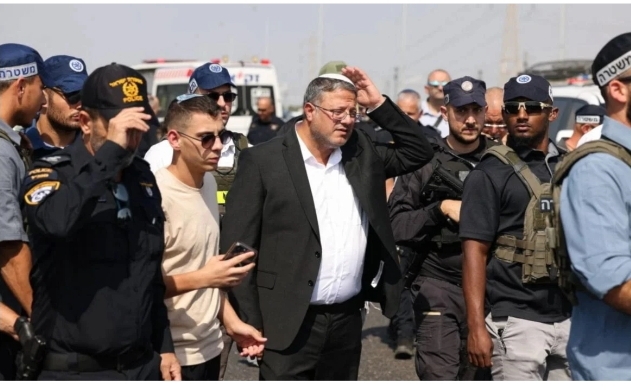 بن غفير يقتحم المسجد الإبراهيمي وسط إجراءات أمنية مشددة