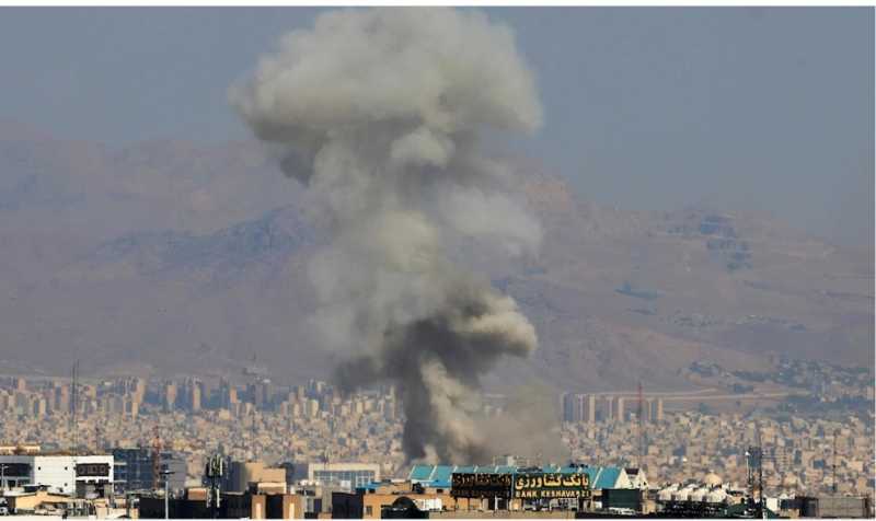 شهداء وجرحى في قصف إسرائيلي لمبنى التلفزيون الإيراني