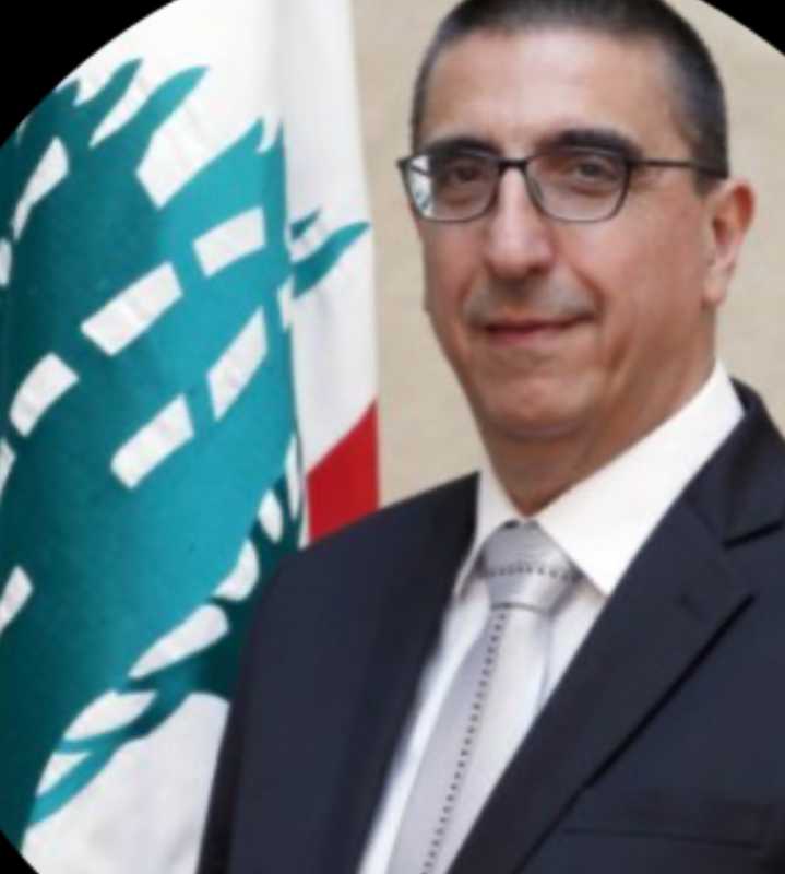 الوزير السابق هيكتور حجار