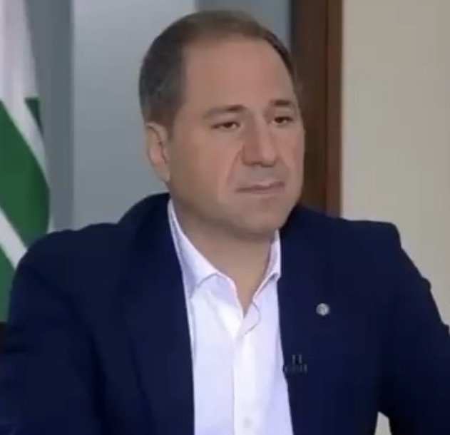 النائب سامي جميل