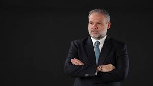 لماذا خسرت الأحزاب معركة نقابة المحامين أمام مارتينوس؟ لماذا خسرت الأحزاب معركة نقابة المحامين أمام مارتينوس؟