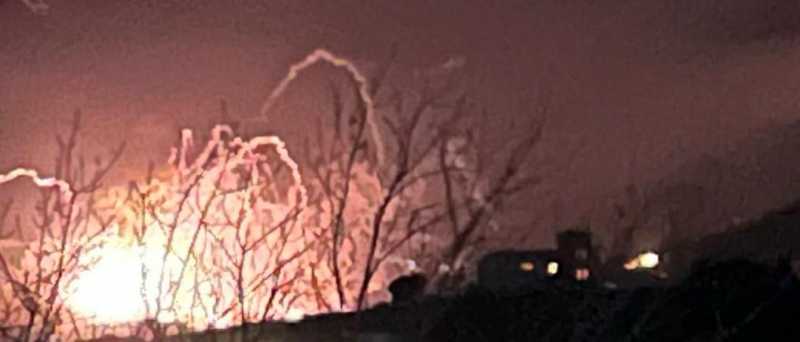 طائرات العدو الحربية اغارت على منطقة البريج  - جباع في اقليم التفاح ..