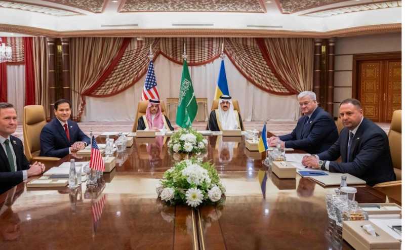 مفاوضو موسكو وكييف إلى السعودية لتطبيق «الهدنة الجزئية»