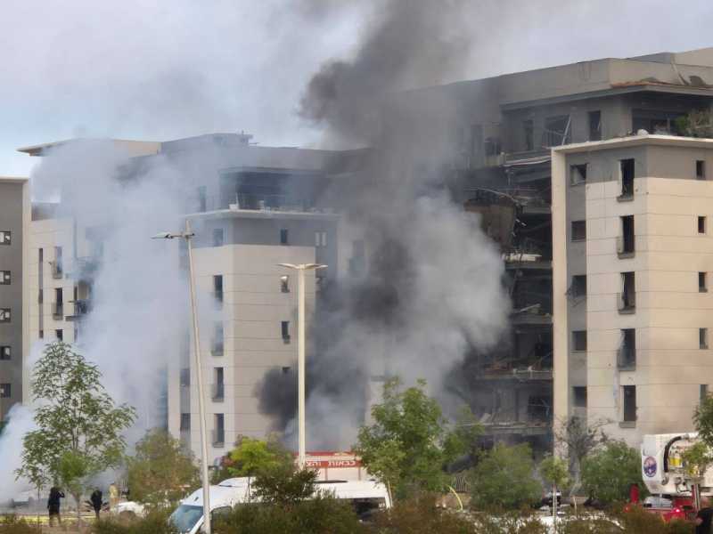 صاروخ إيراني يصيب مركزاً حساساً في بئر السبع