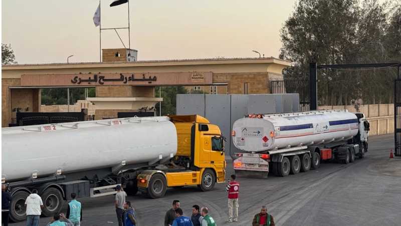 كوشنير وويتكوف في تل أبيب... والاحتلال يعيد فتح معبر كرم أبو سالم