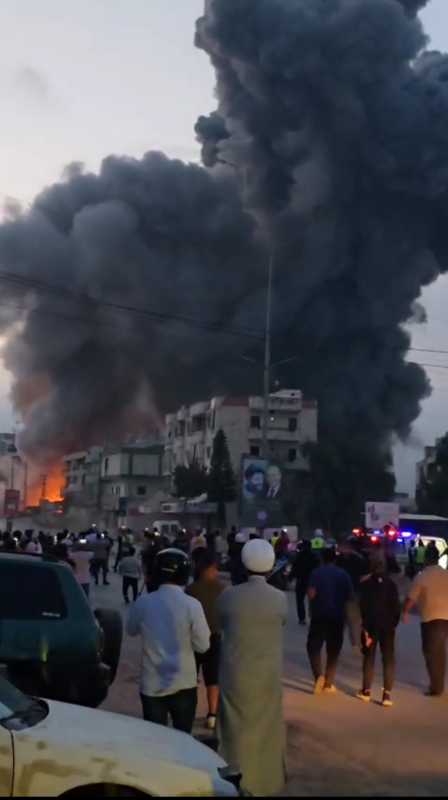   عاجل الطيران الحربي الصهيوني ينفذ غارة على المبنى المهدد في منطقة تول 