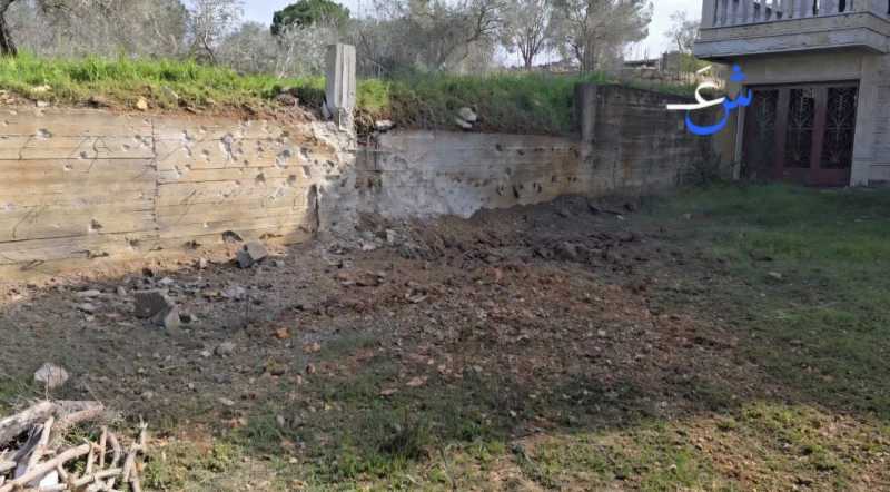 إسرائيل تزعم إطلاق 3 صواريخ من لبنان باتجاه المطلة وتتوعّد بالرد إسرائيل تزعم إطلاق 3 صواريخ من لبنان باتجاه المطلة وتتوعّد بالرد