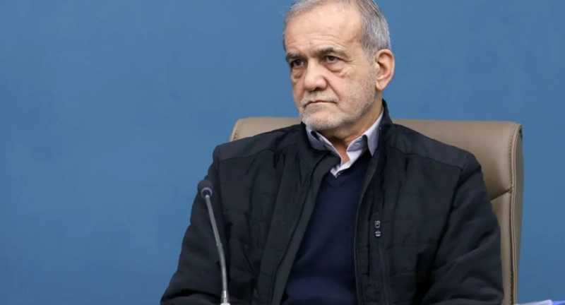 الرئيس الإيراني على الأميركيين أن يتلقّوا الرد المناسب على عدوانهم