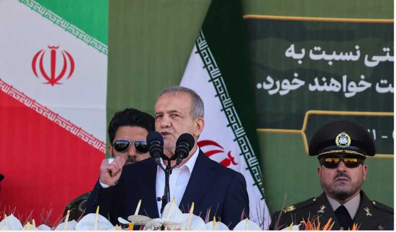 بزشكيان للرئيس عون إيران ستبقى إلى جانب لبنان