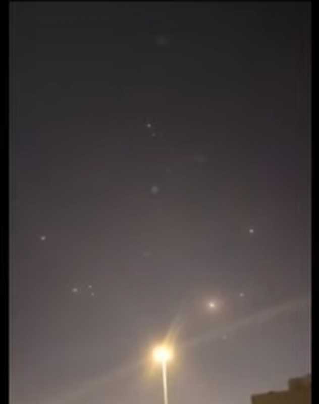 سماع دوي انفجارات في العاصمة القطرية الدوحة التي يتواجد فيها قاعدة العديد الأمريكية، ومواقع اسرائيلي