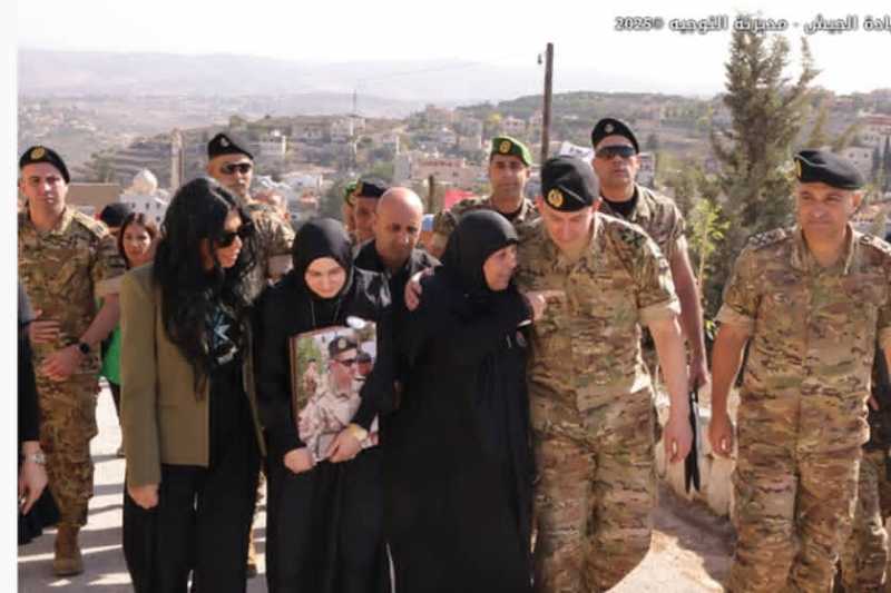 قائد الجيش اللبناني رودولف هيكل يفتتح ثكنة الشهيد المقدم محمد سامي فرحات في بلدة كفردونين بذكرى السن