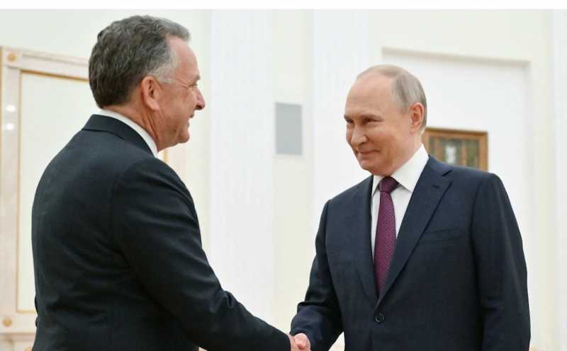 لقاء رابع «بنّاء ومُفيد جداً» بين بوتين وويتكوف