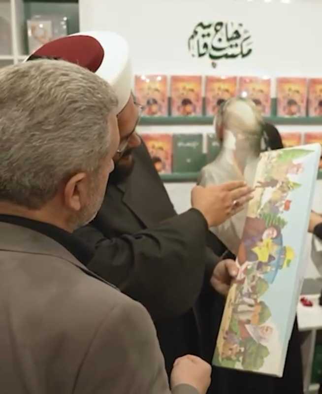 من أجواء معرض بيروت الدّولي، إصدارات مكتب الحاج قاسم،